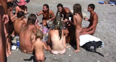 The vast oceanfront 1 Full HD video - The equality of naked human bodies helps us accept ourselves and others