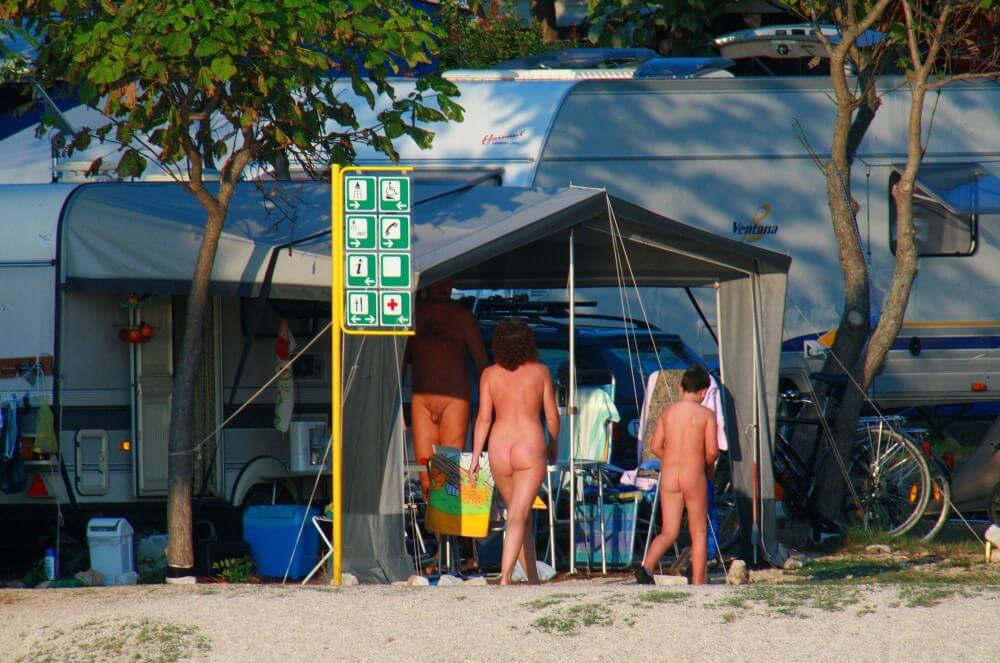 Ula FKK Camping photo gallery - People in a State of Complete Nudity