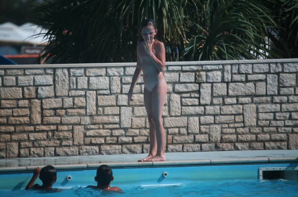 Naturist Pool-Side Singles photos - Naturism helps break free from body stereotypes