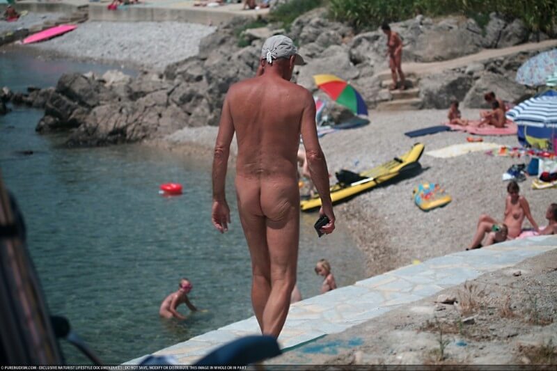 Nudist Shore Walking pics - Interaction with Nature Through Naturism