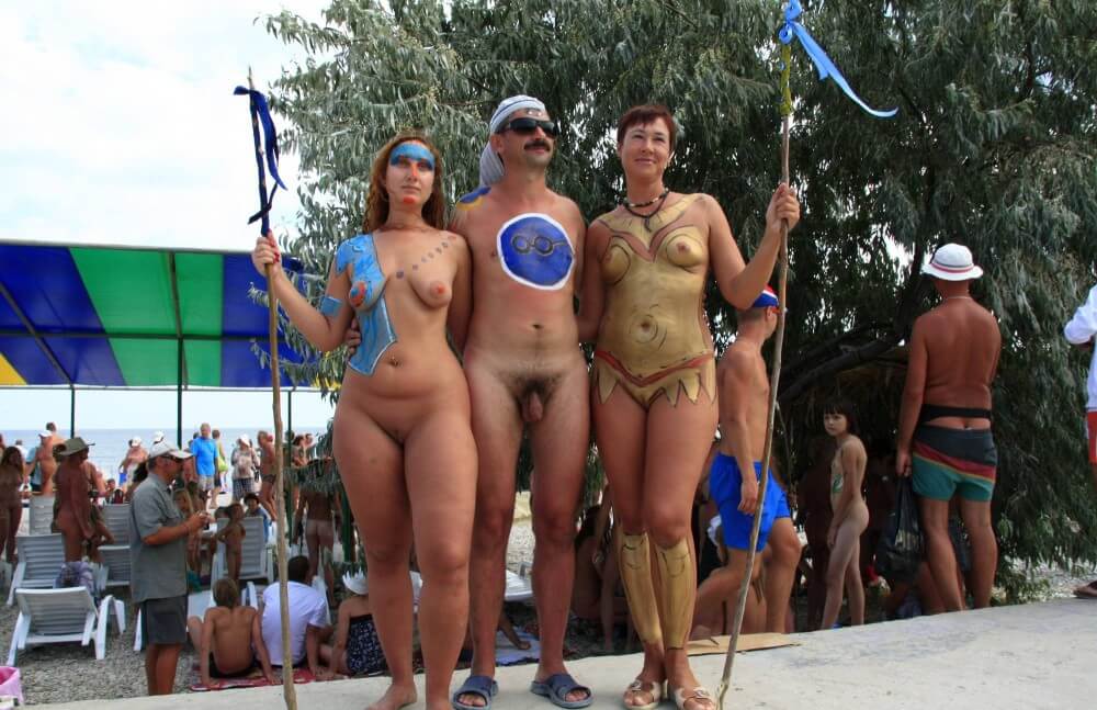 Three Painted Girl Poses pics - Naturism creates harmony with the environment