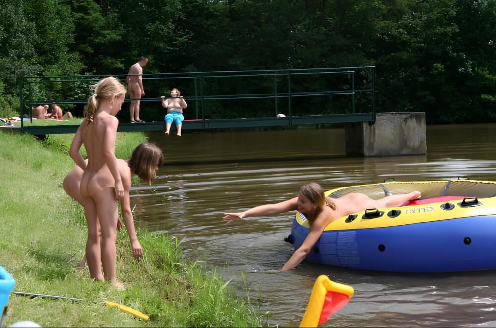 Naked Body gallery - A naturist values sincerity, as well as honesty and openness