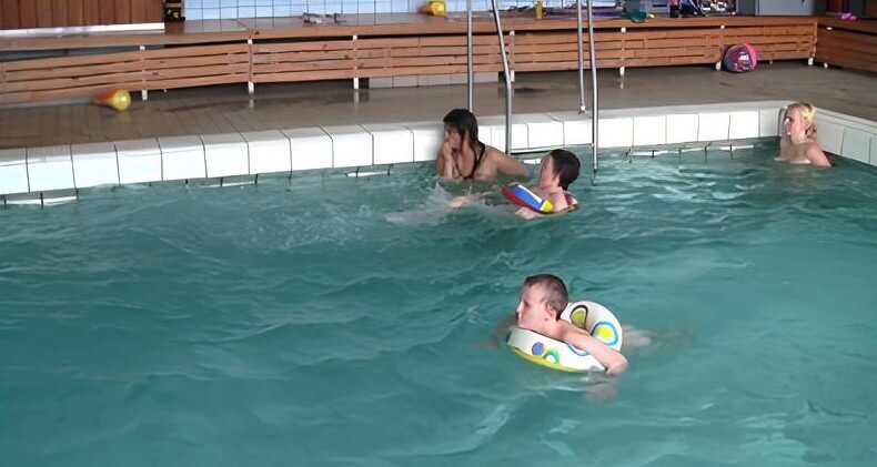 Swimming center club Full HD - Naturism encourages you to value inner harmony and peace