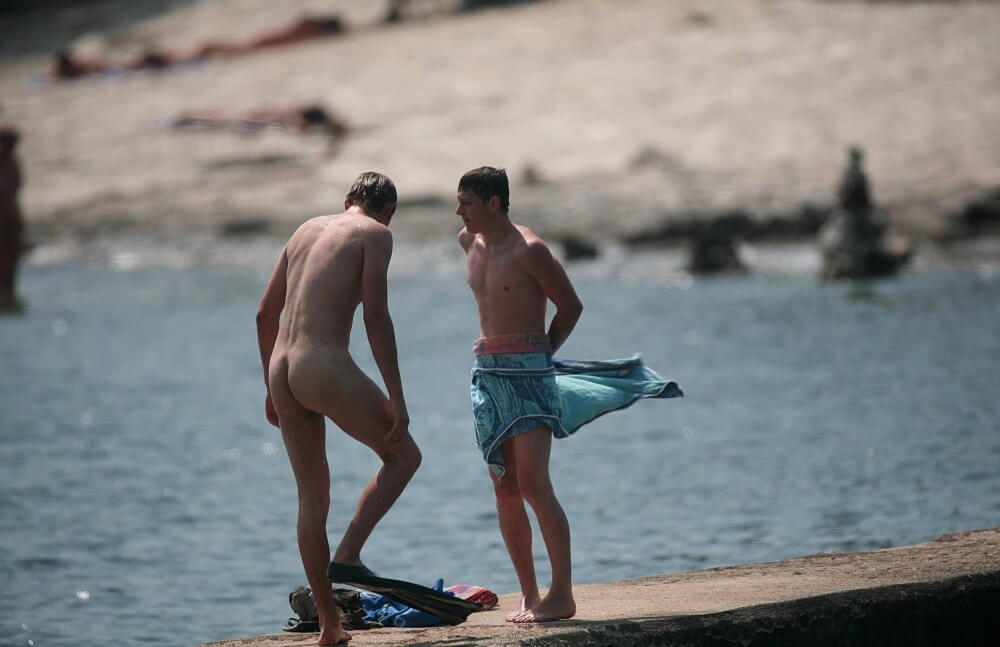 Nudists Boys - Water Prep On The Ledge - Nudism promotes mental well-being