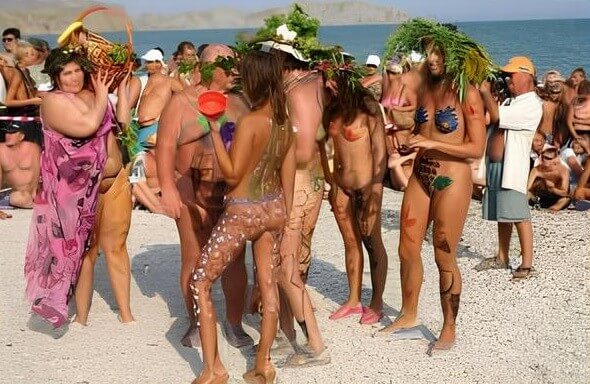 Premium Content # 34 - The practice of naturism promotes inner harmony and peace