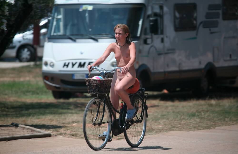 Leaving the Outdoor Site pics - Taking Off Ones Clothes