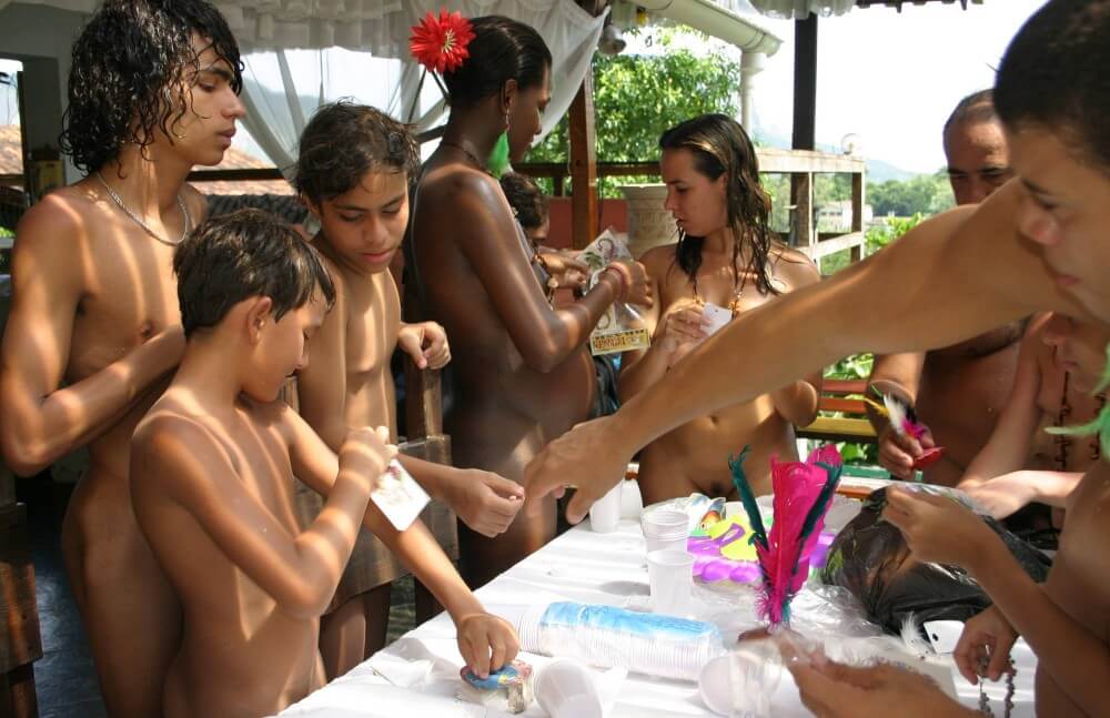 Brazilian Sunshine Beauty photos - Freedom is part of naturism