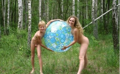 Crimea Family Sand Profile photo gallery - Nudity is an expression of natural beauty