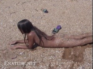 Enature - Walking hand in hand with paradise Full HD - Belief in oneself and ones own strengths are important qualities for practitioners of naturism and nudism