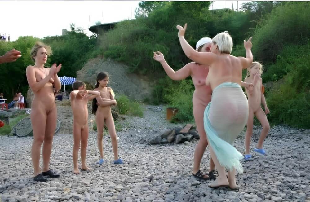 Dances on a beach pics - Nudism is based on naturalness and openness