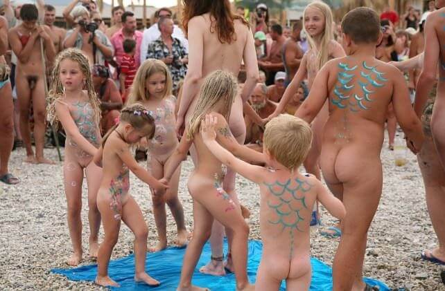 Large photo gallery nudism - Living in harmony with nature as the primary goal of the naturist lifestyle