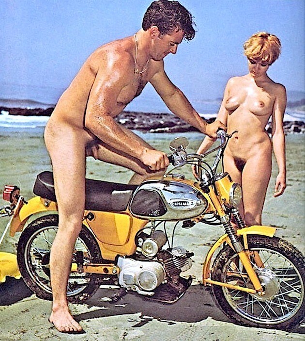 Retro naturism photo gallery - Nudist festivals are beautiful
