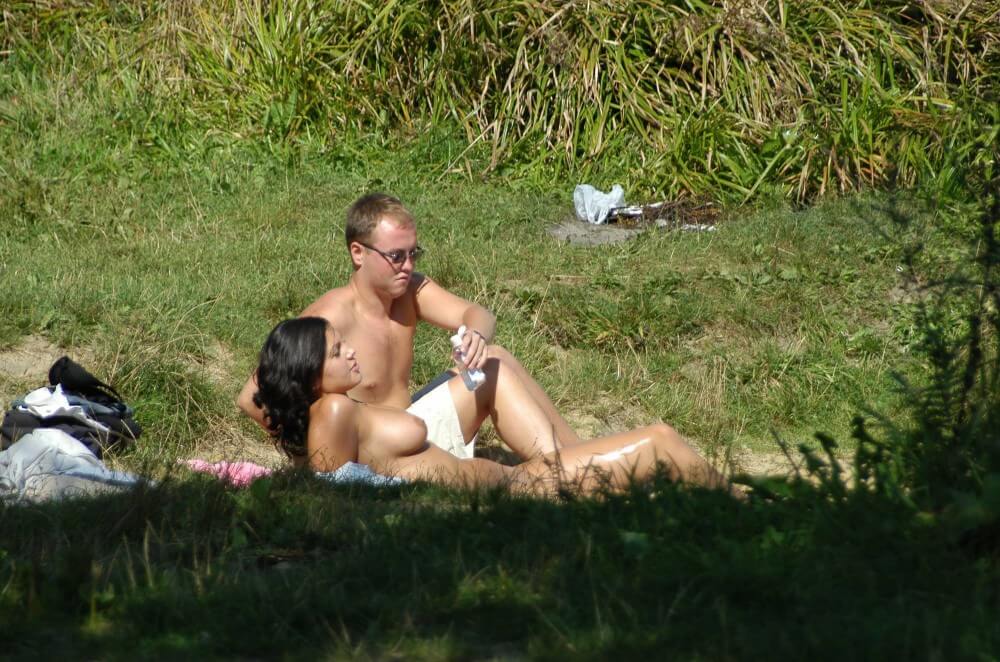 Photo Shoot Observation pics - A nudist values sincerity, honesty, and openness in relationships