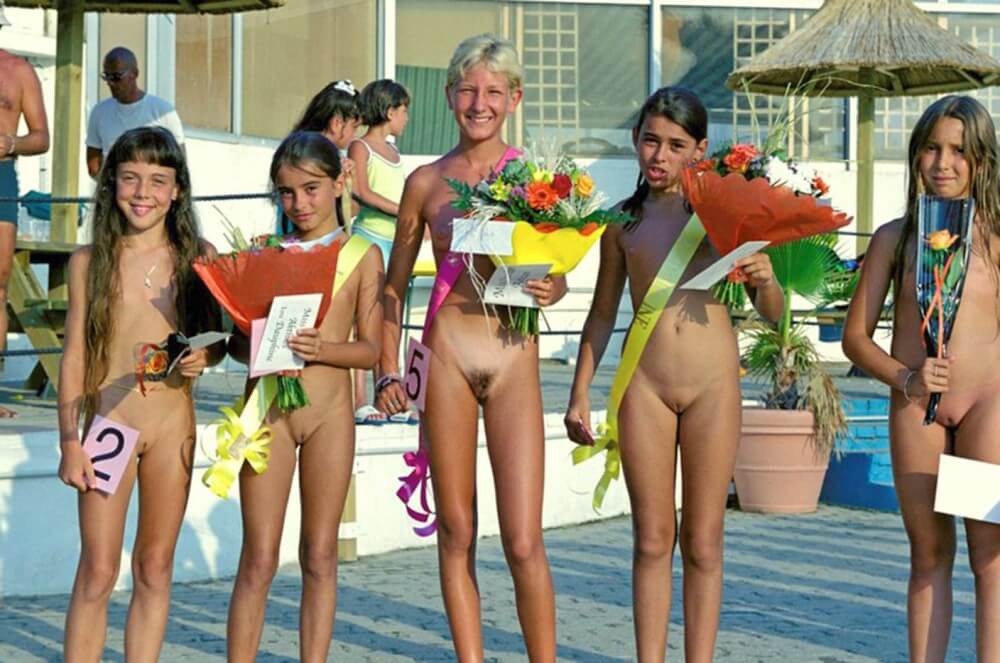 Beauty contest FR photos - Nature is considered the bodys natural clothing