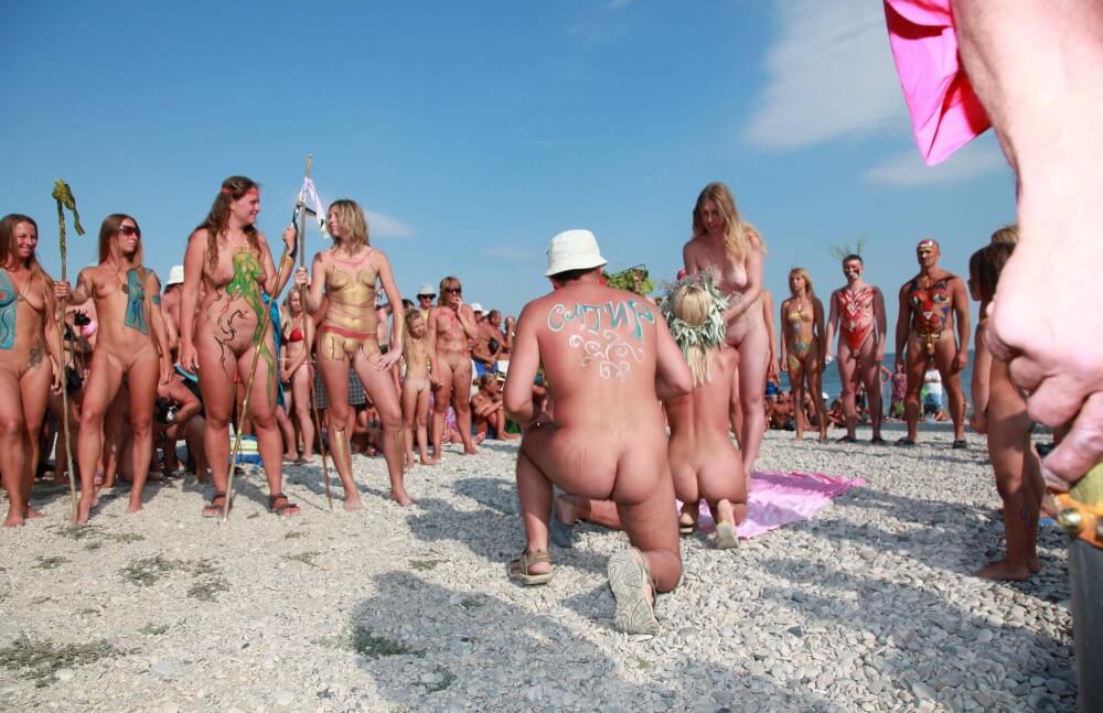 Naturist Boy Sun Warrior pics - The equality of body and spirit is an important idea in the practice of nudism and naturism