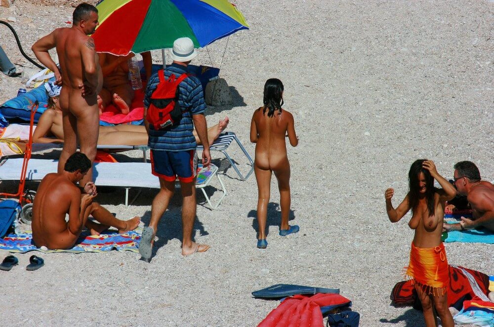 Uka FKK Beach Parenting Nudist beach pics - Naturism as a lifestyle and a way to connect with nature