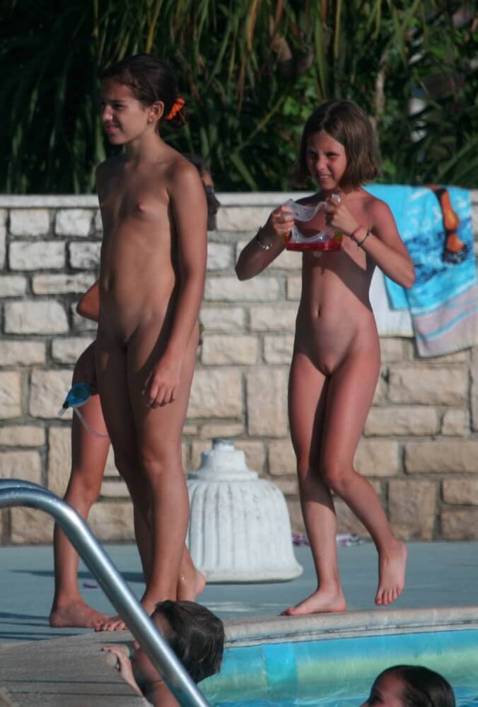 Two Poolside Nudist Girls pics - Radical nudism materials