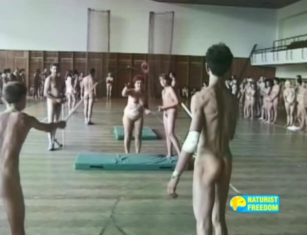 Helios Natura: FKK Fumbling and Tumbling - What did you know about nudism