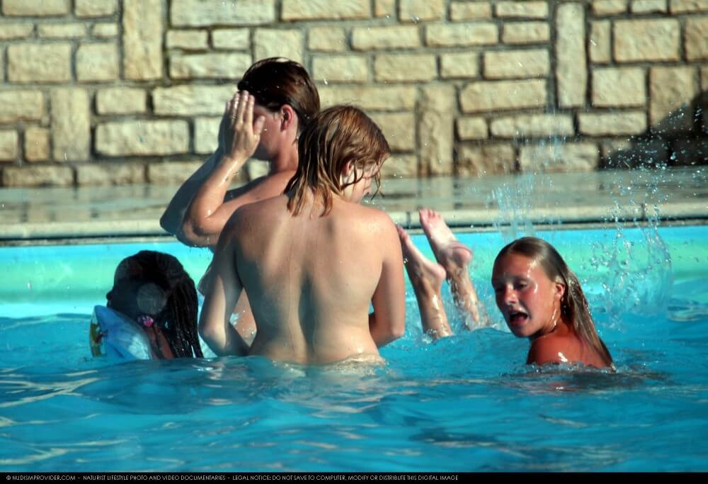 FKK water locations set 22 - Nudists relax beautifully—a sight to behold